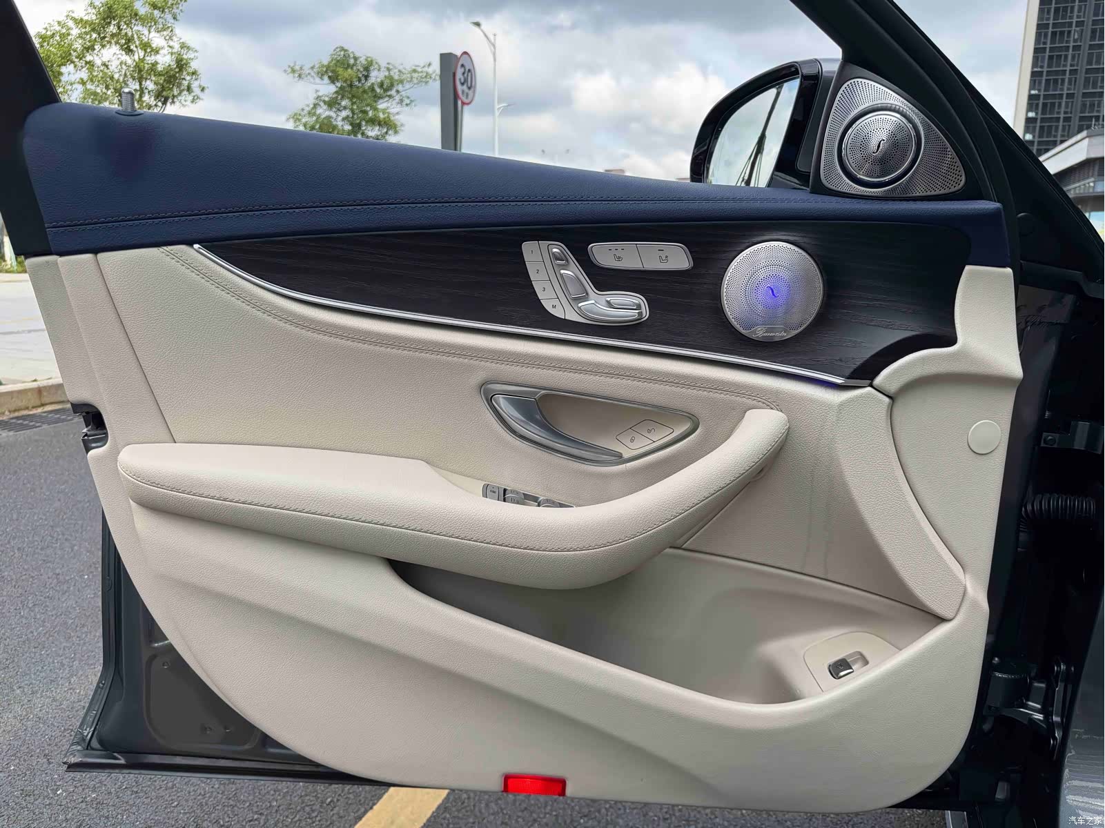 Mercedes-Benz E-Class, 2021 9
