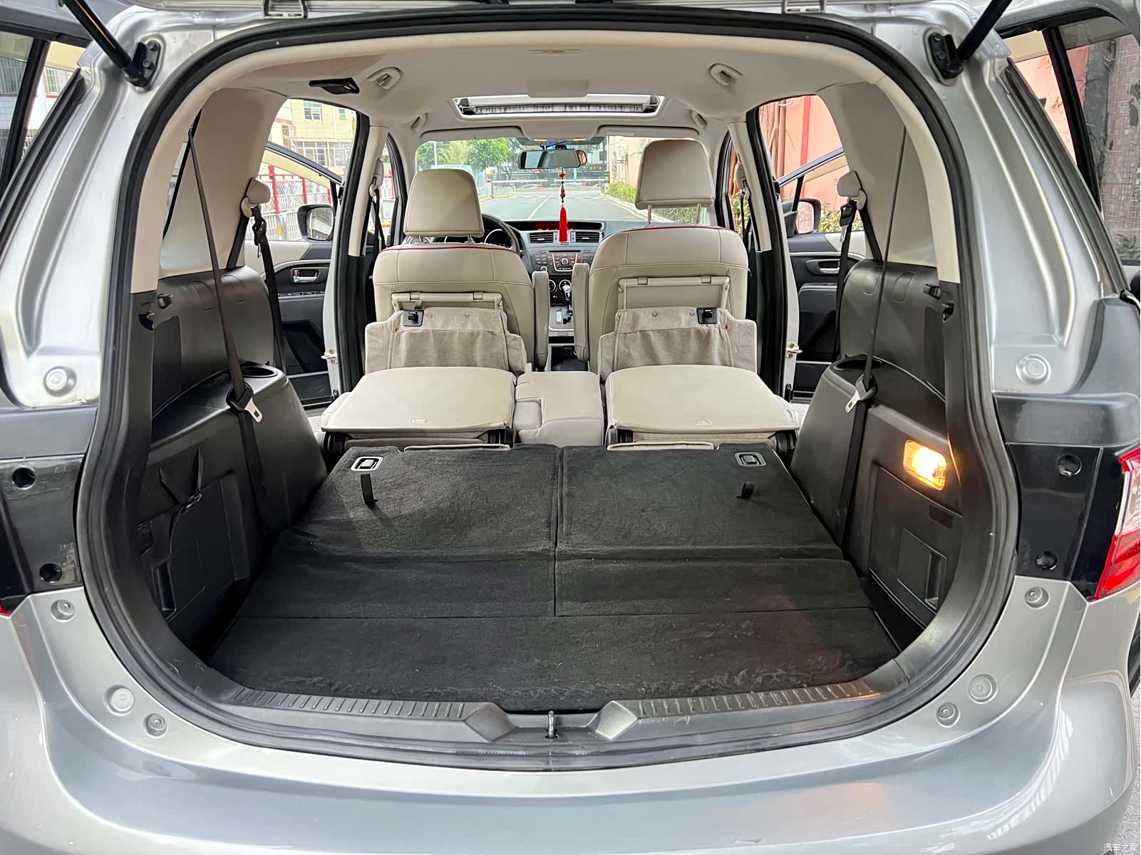 Mazda 5, 2011 15