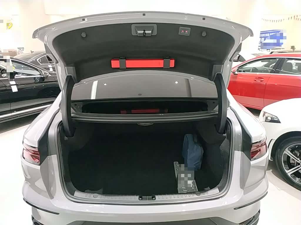 BYD Han, 2025 19