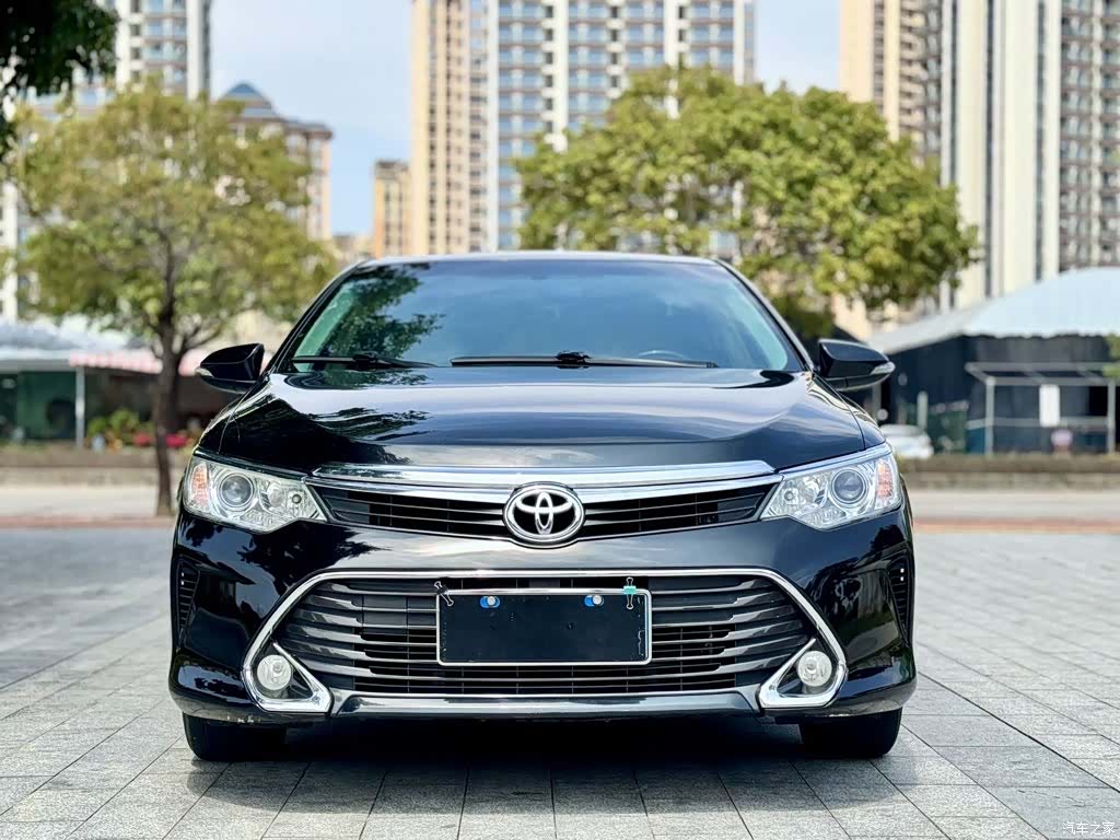 Toyota Camry, 2017 2