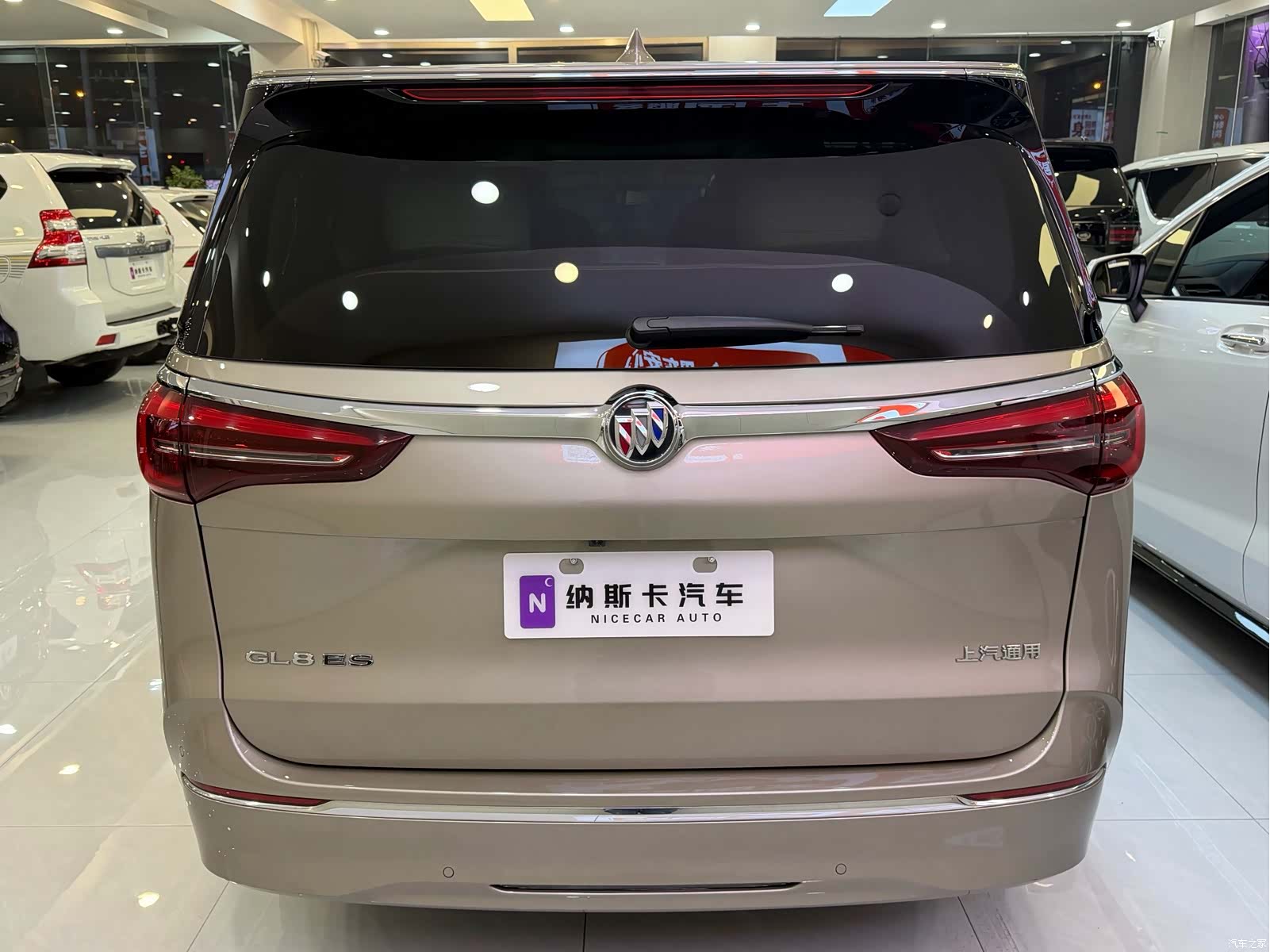 Buick GL8, 2024 4