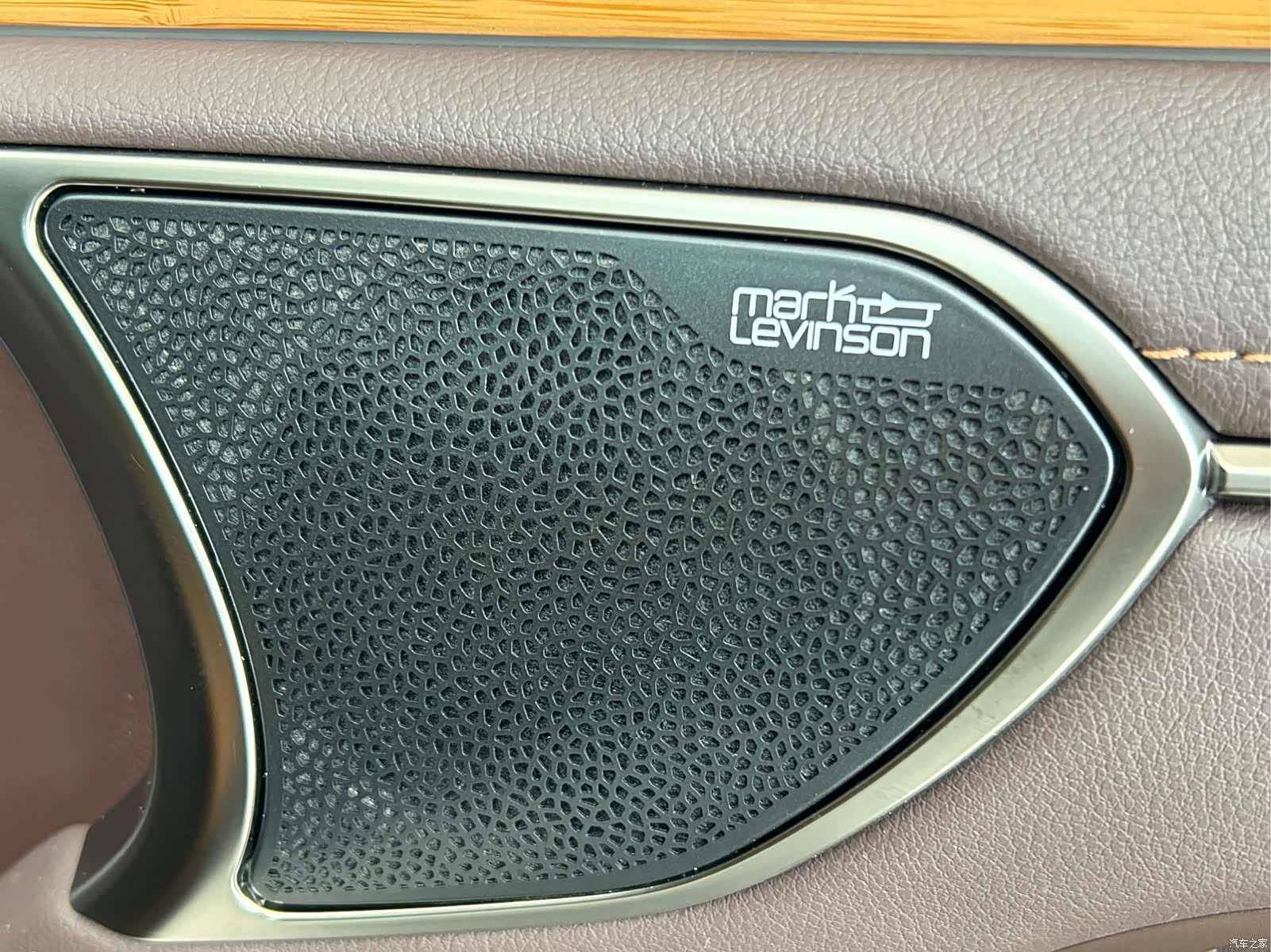 Lexus ES, 2021 23