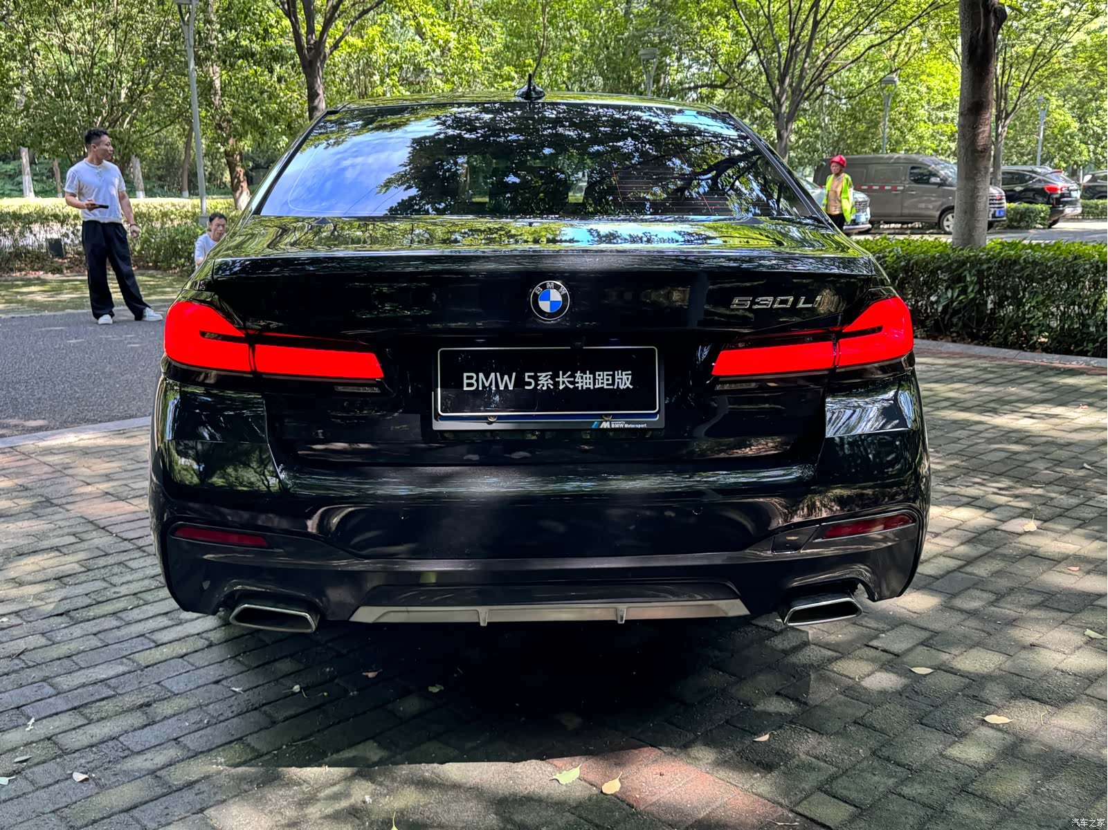 BMW 5 Series, 2022 все фото
