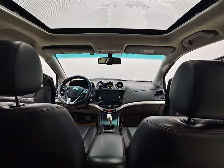 BYD S7 2015 2.0T АКПП Flagship