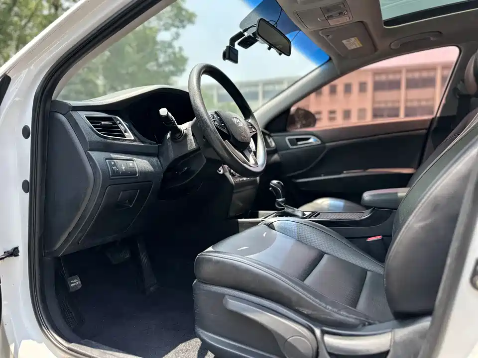 Hyundai Name picture