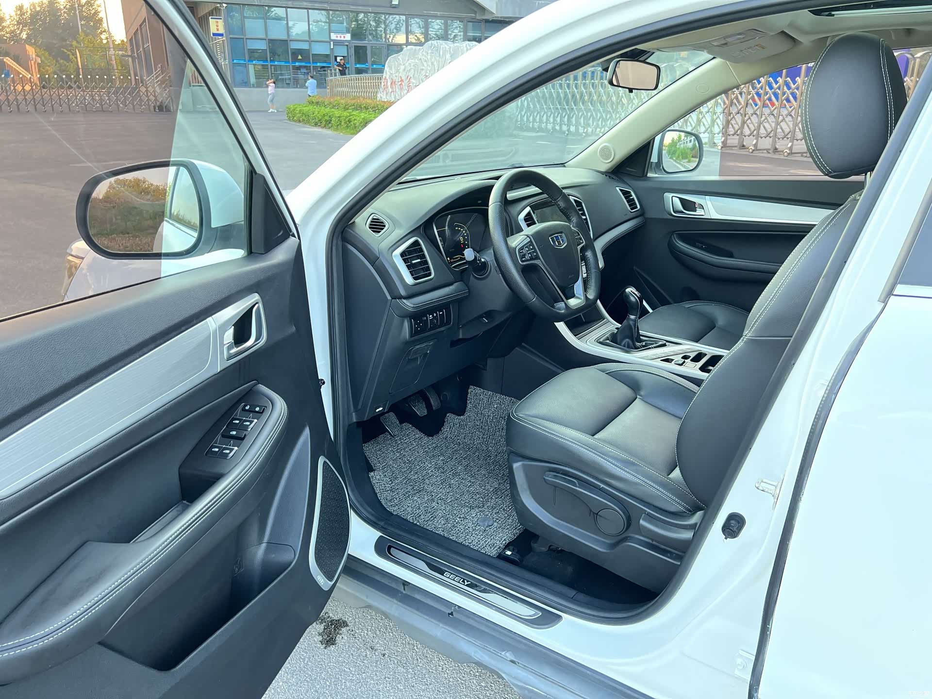 Geely X6, 2018 9