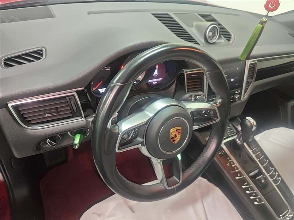 Porsche Macan, 2018 10