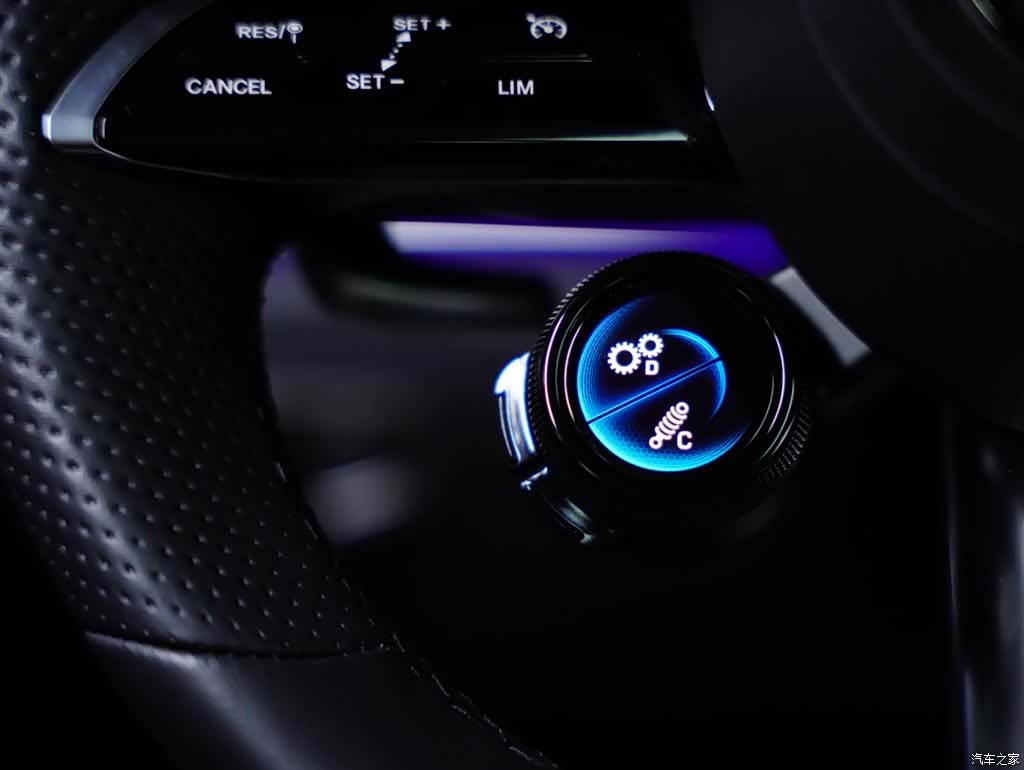 Mercedes-Benz E-Class, 2023 14