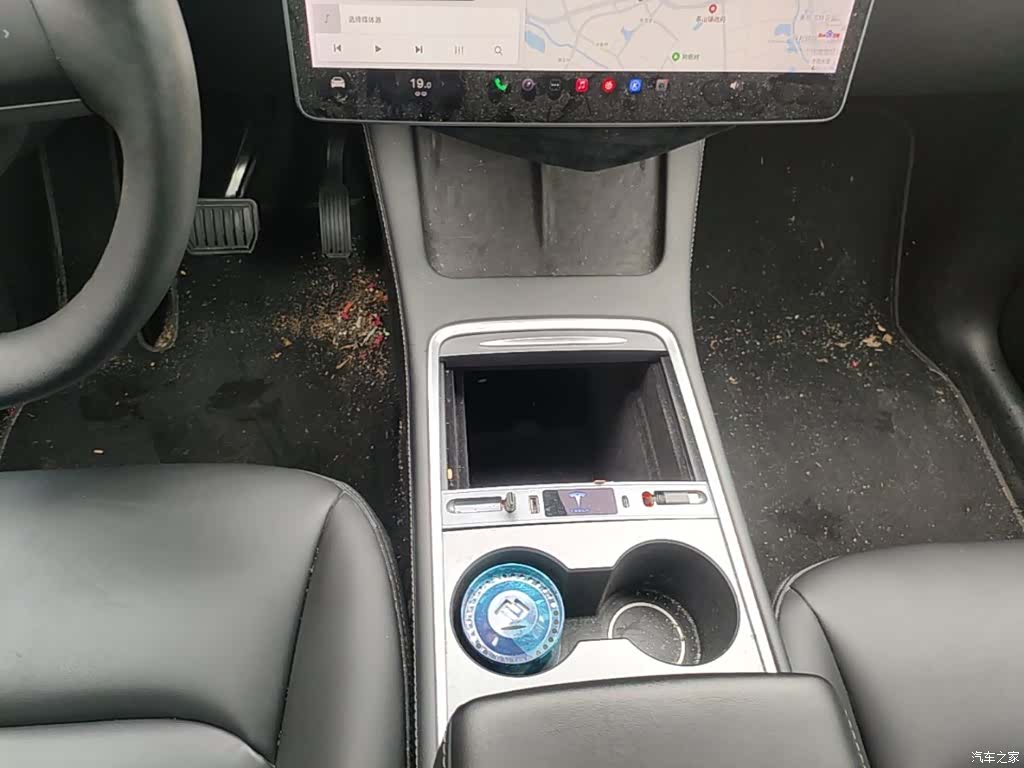 Tesla Model Y, 2021 10