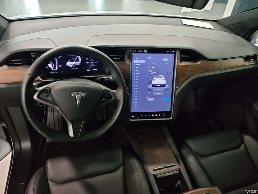 Tesla Model X, 2020 10