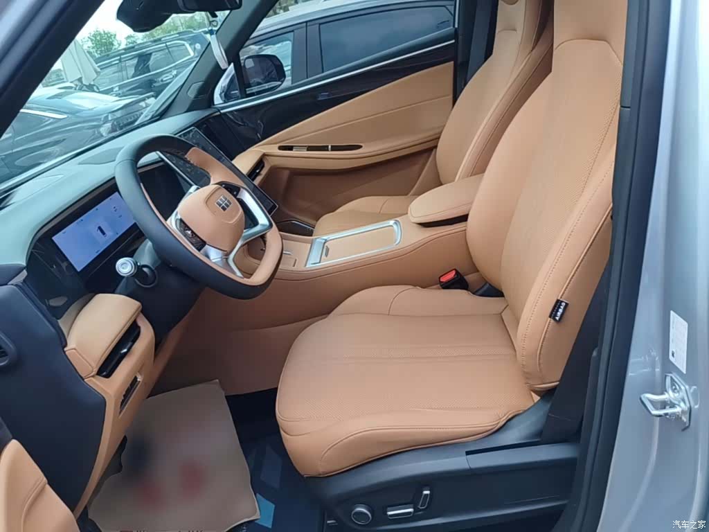 Geely Galaxy L7, 2025 15
