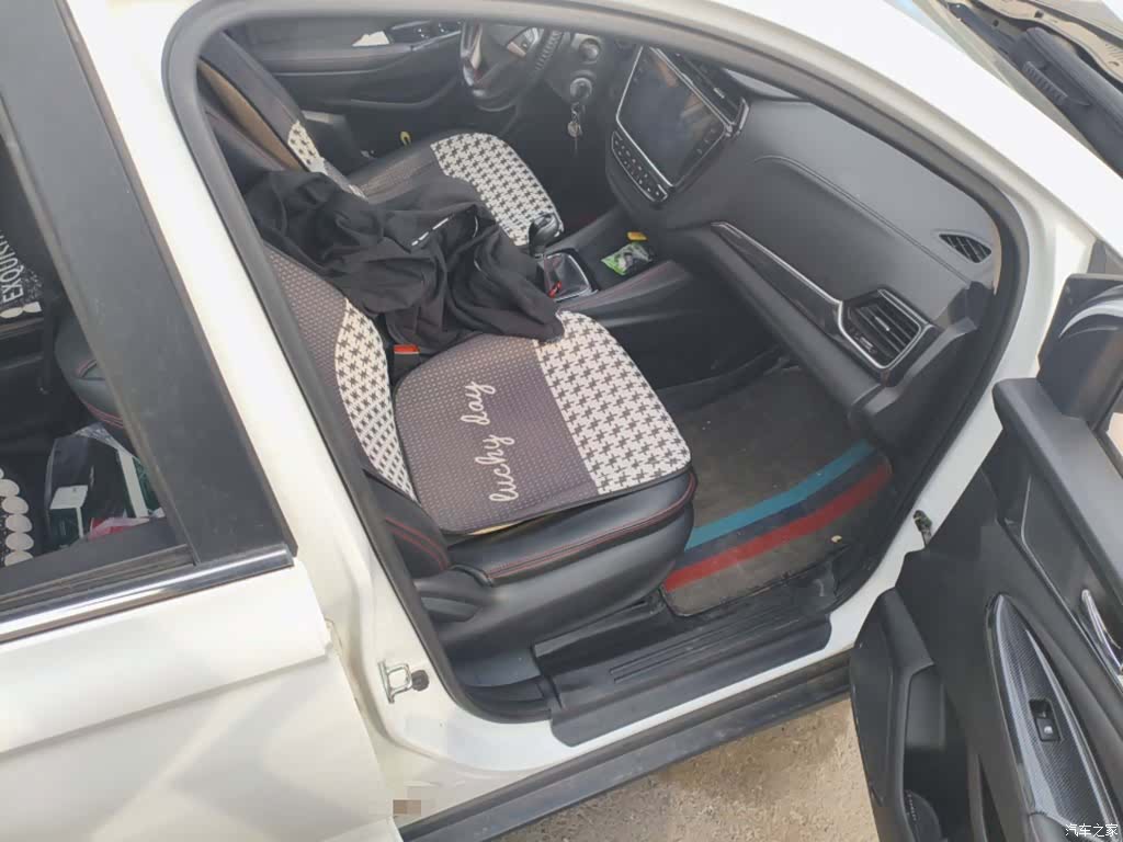 Changan A800, 2017 20
