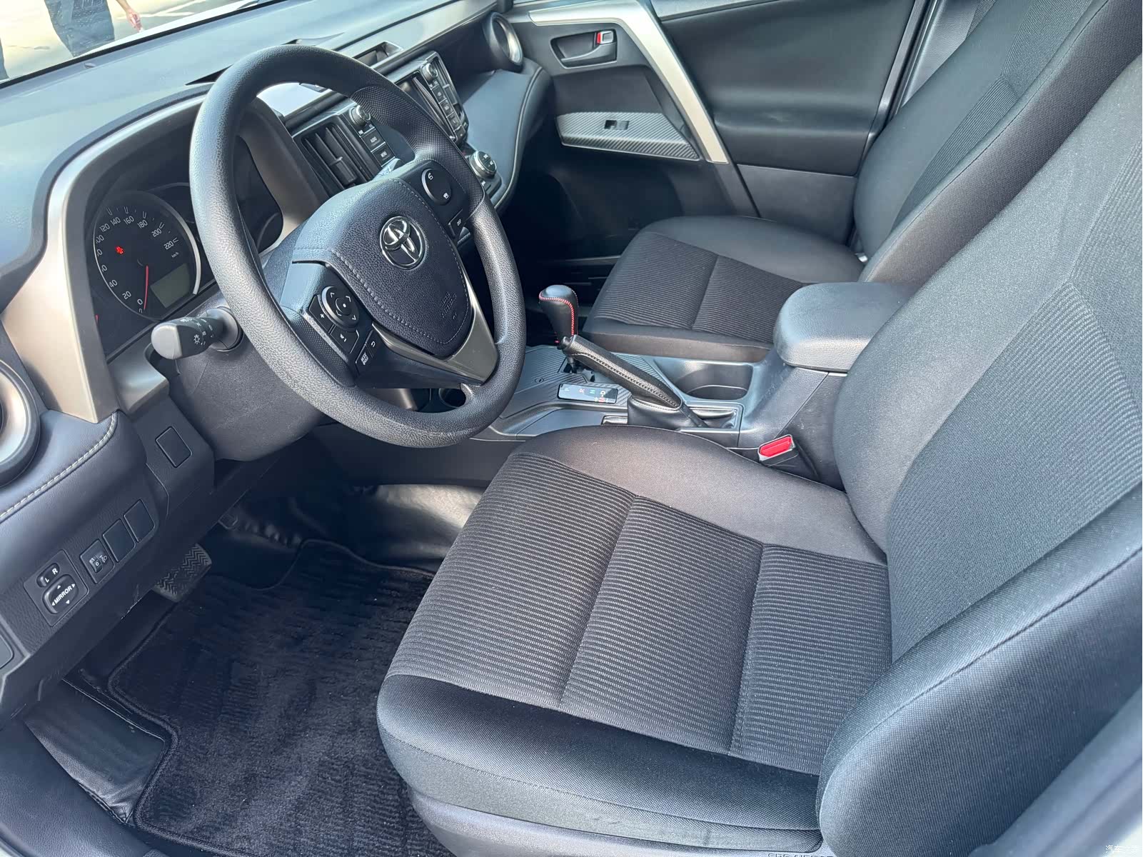 Toyota RAV4, 2016 21