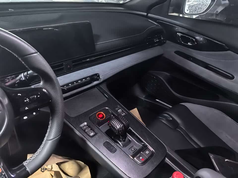 Trumpchi Shadow Leopard