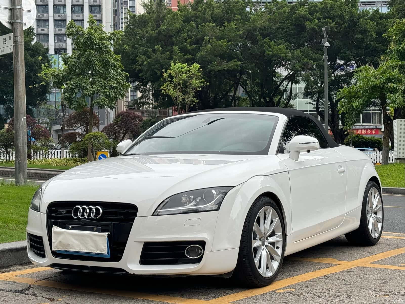 Audi TT, 2011 1