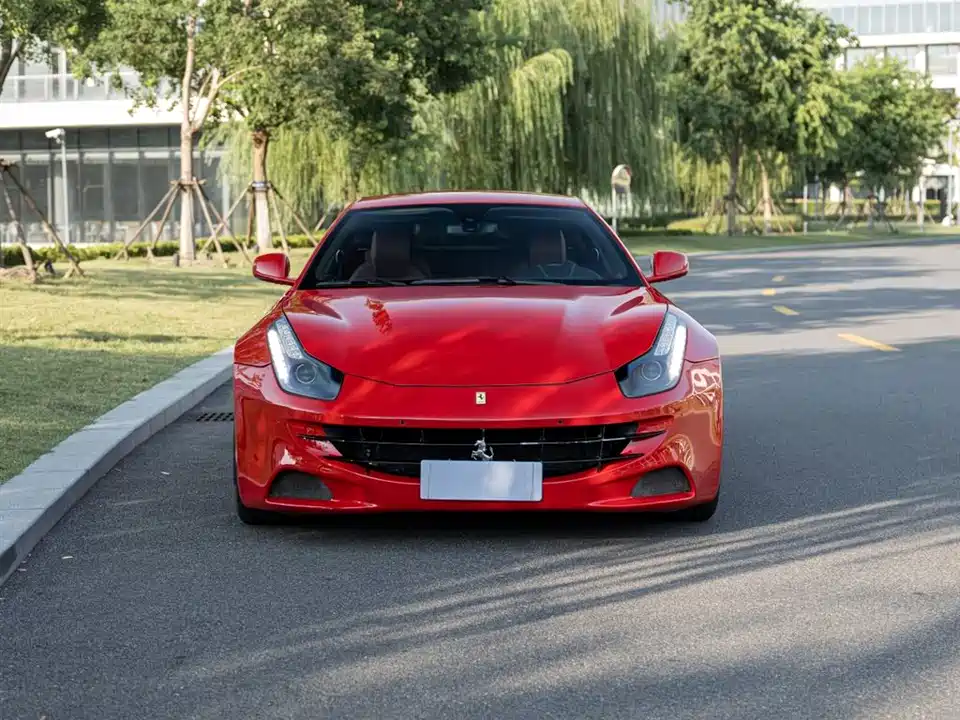 Ferrari FF