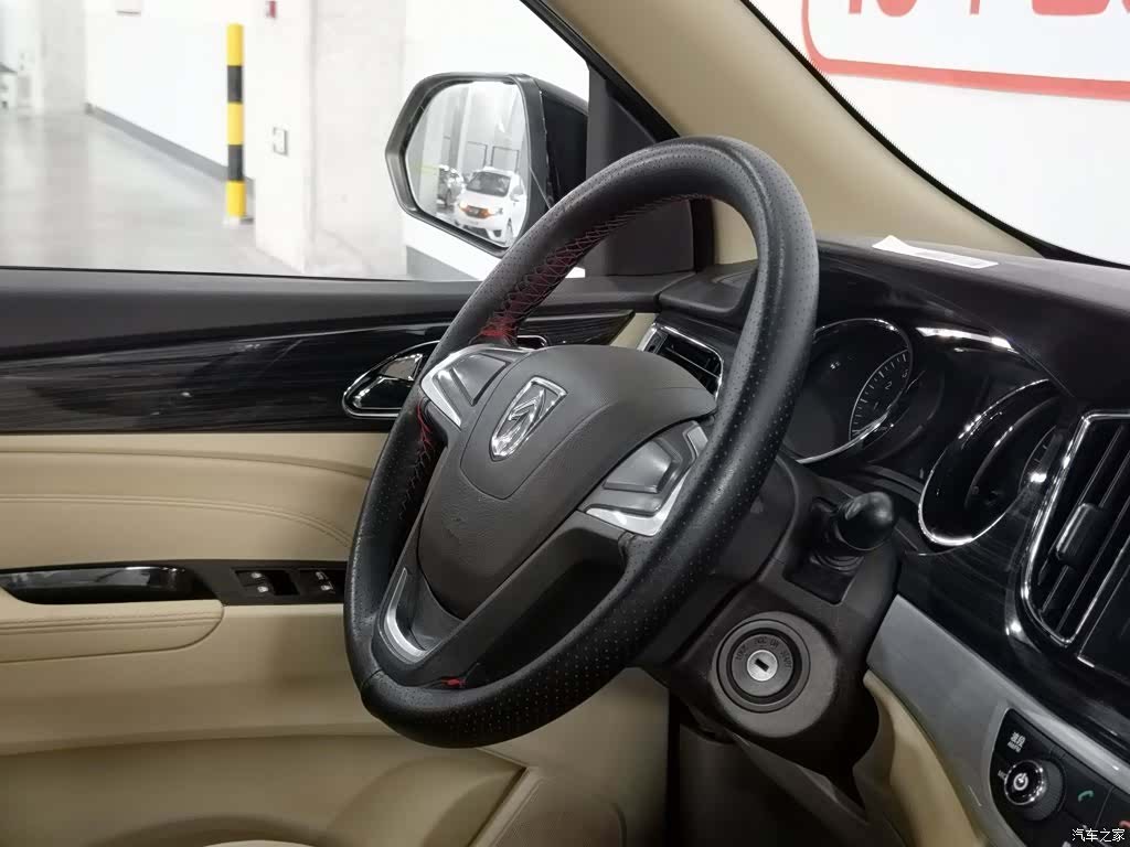 Wuling 730, 2016 22