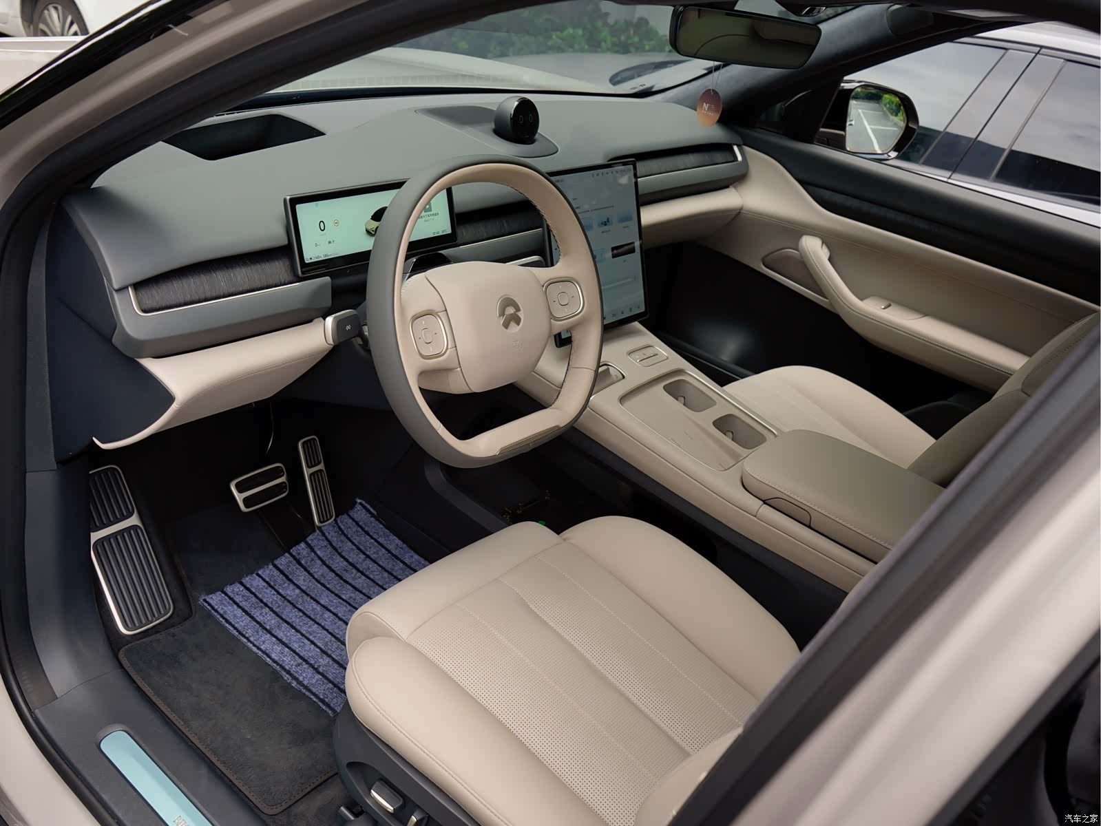 NIO ES8, 2024 11