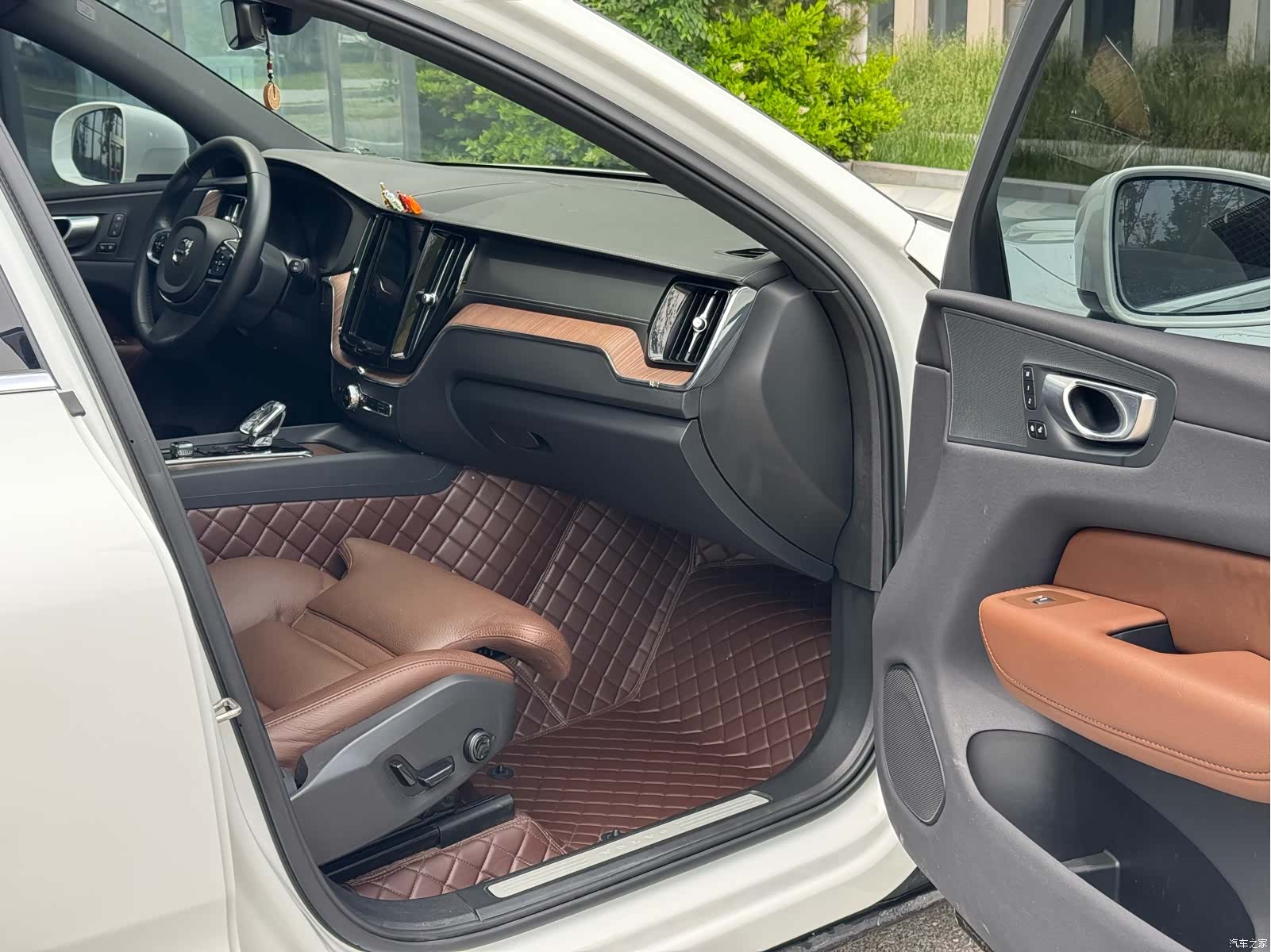 Volvo XC60, 2023 21