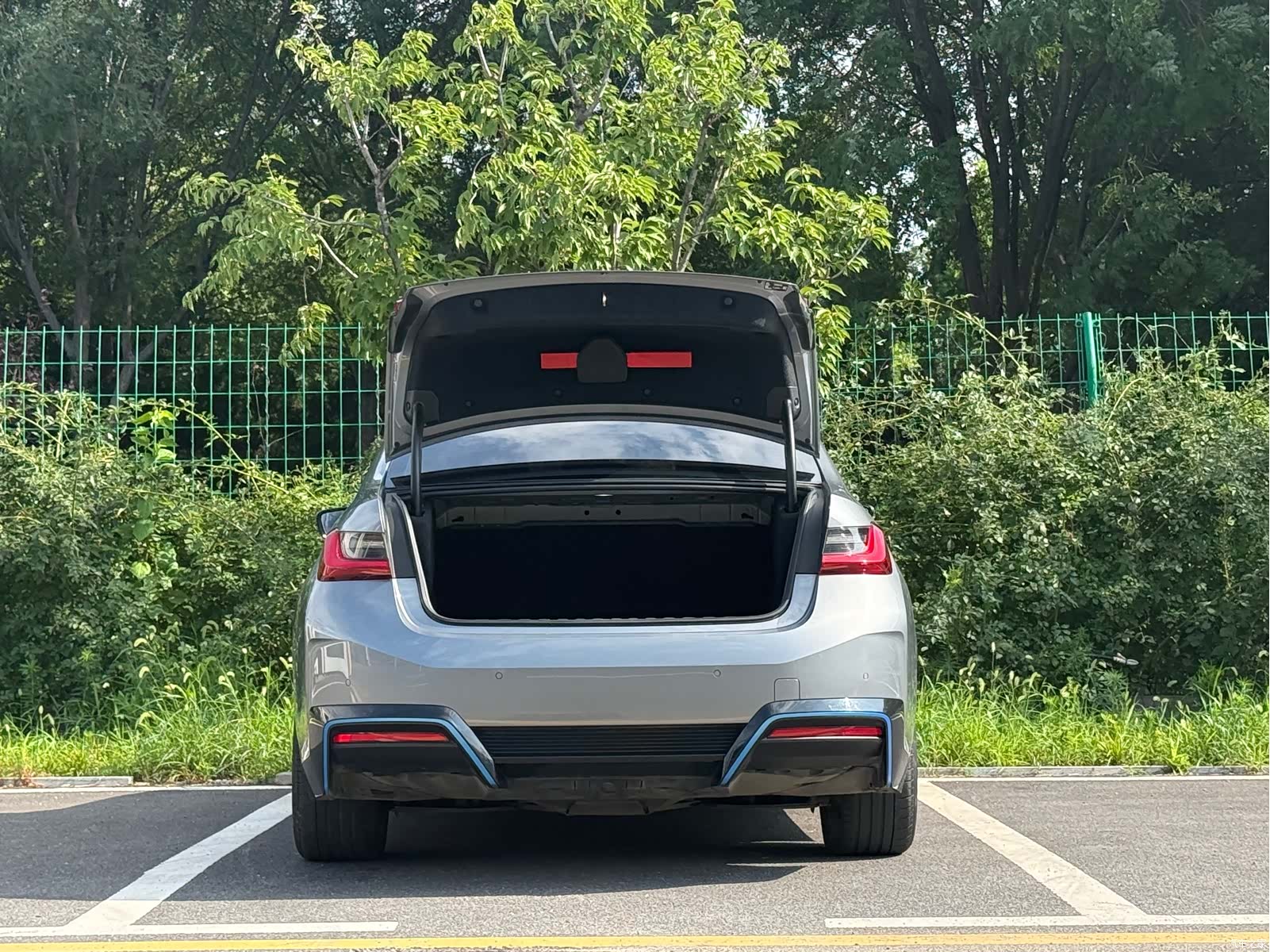 BMW i3, 2023 8