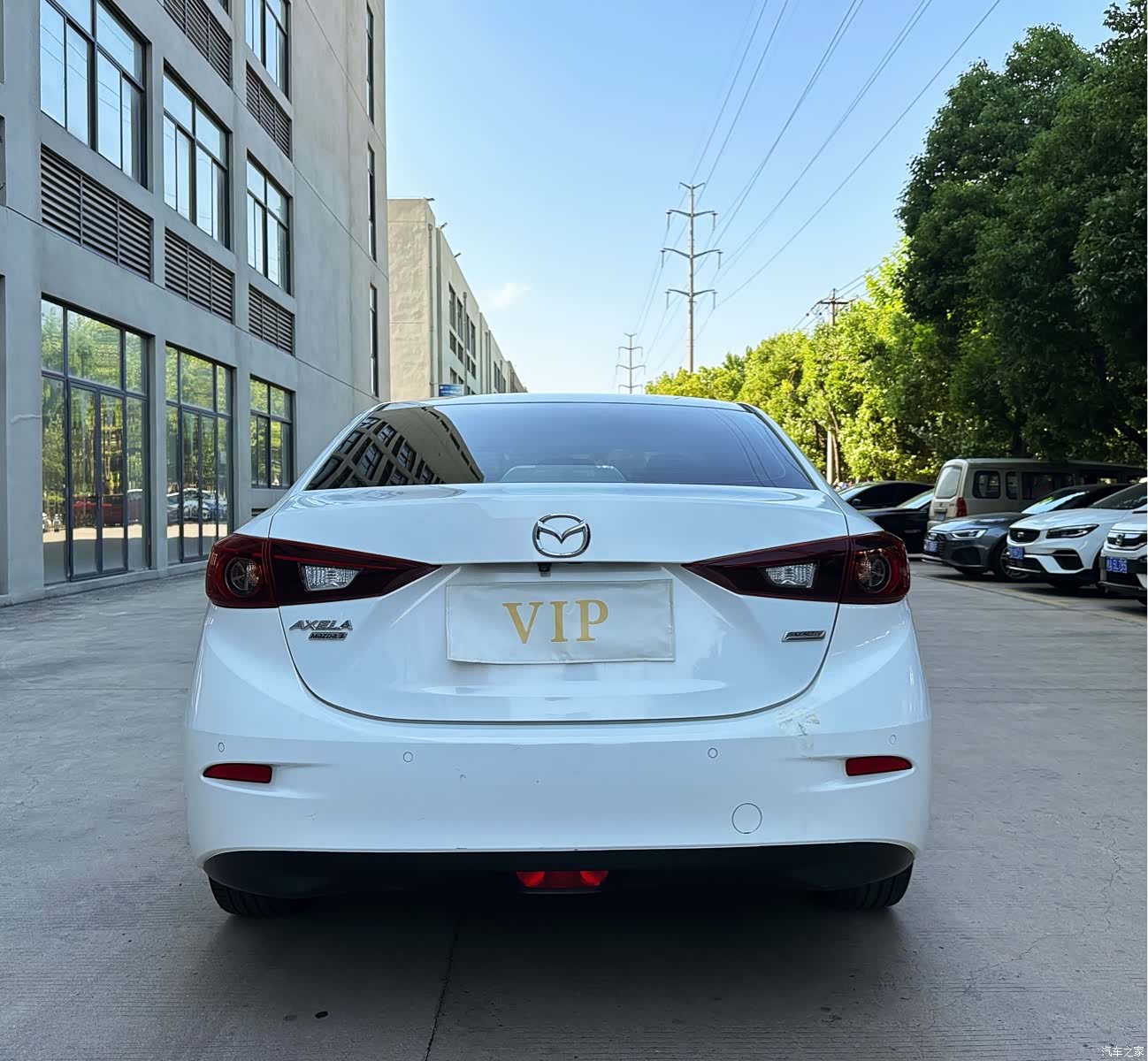 Mazda Mazda3, 2015 14