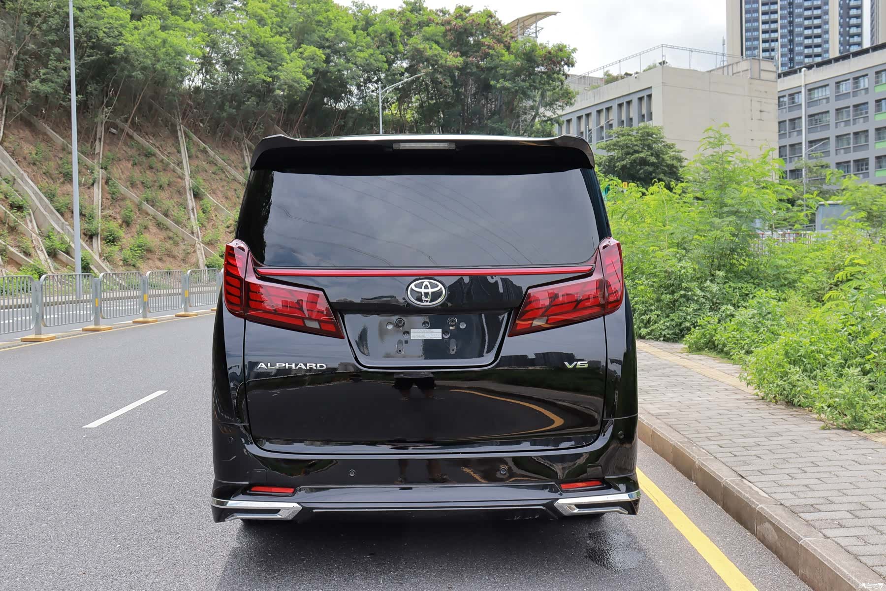 Toyota Alphard, 2017 22