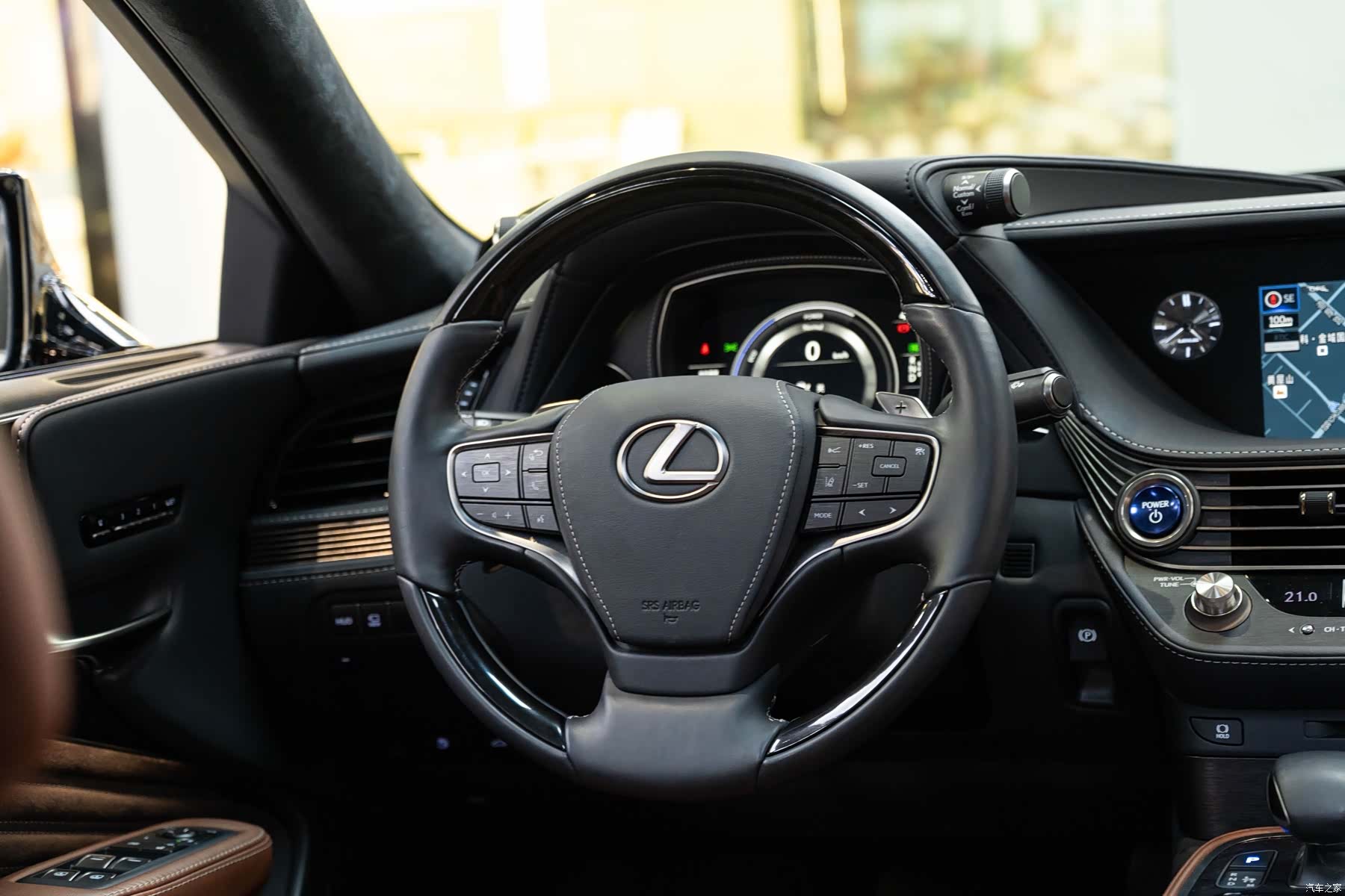 Lexus LS, 2019 14