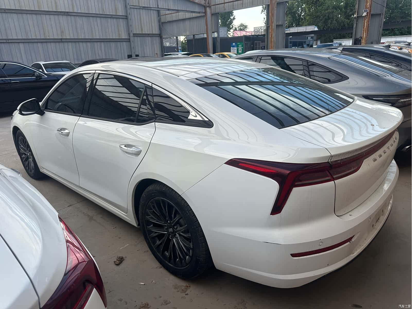Bestune B70, 2022 10