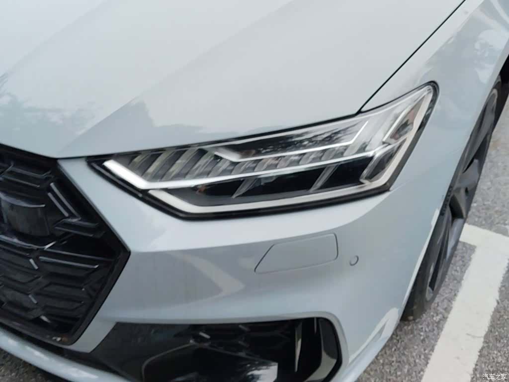 Audi A7L, 2025 24
