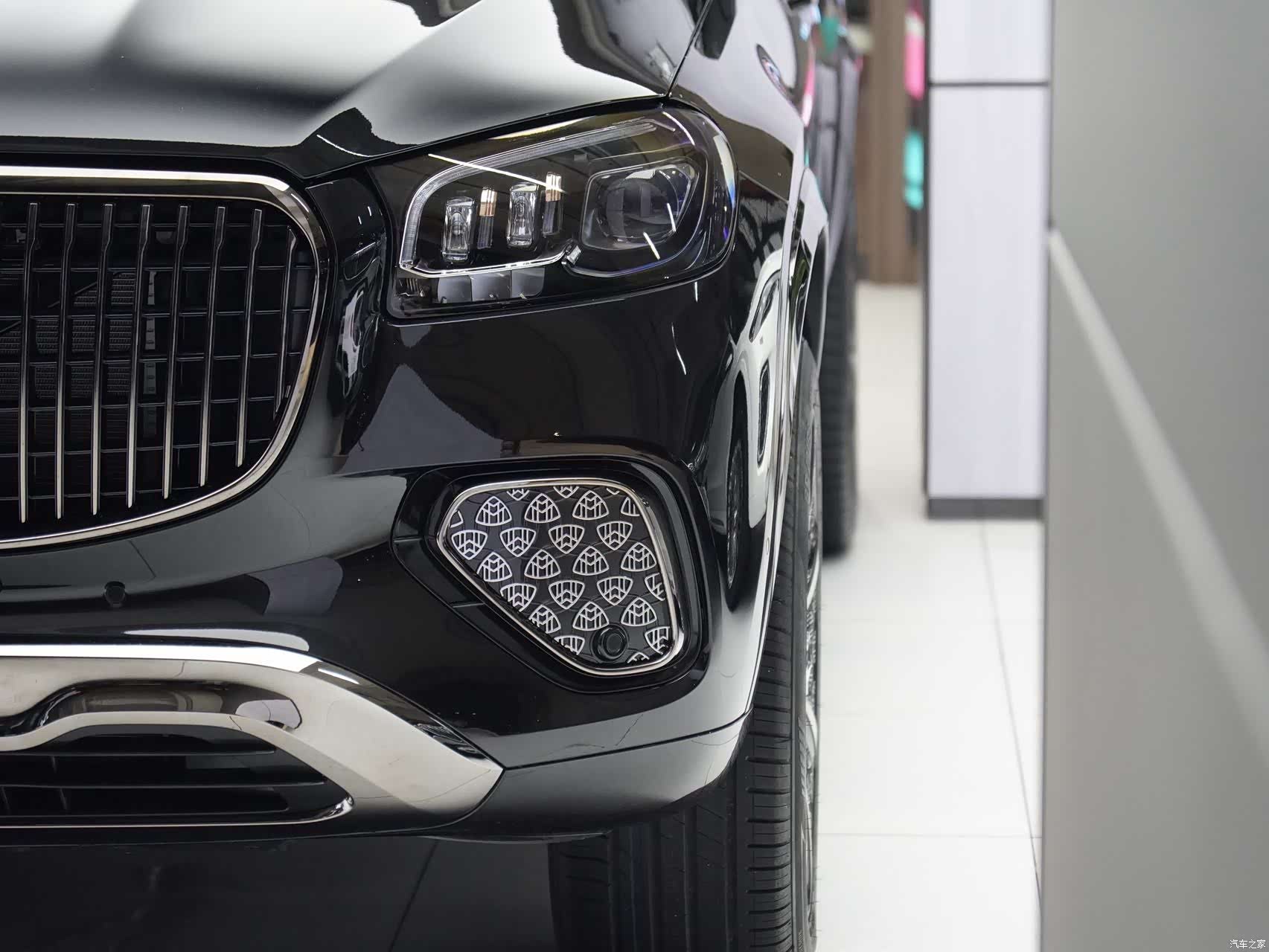 Maybach GLS, 2025 4
