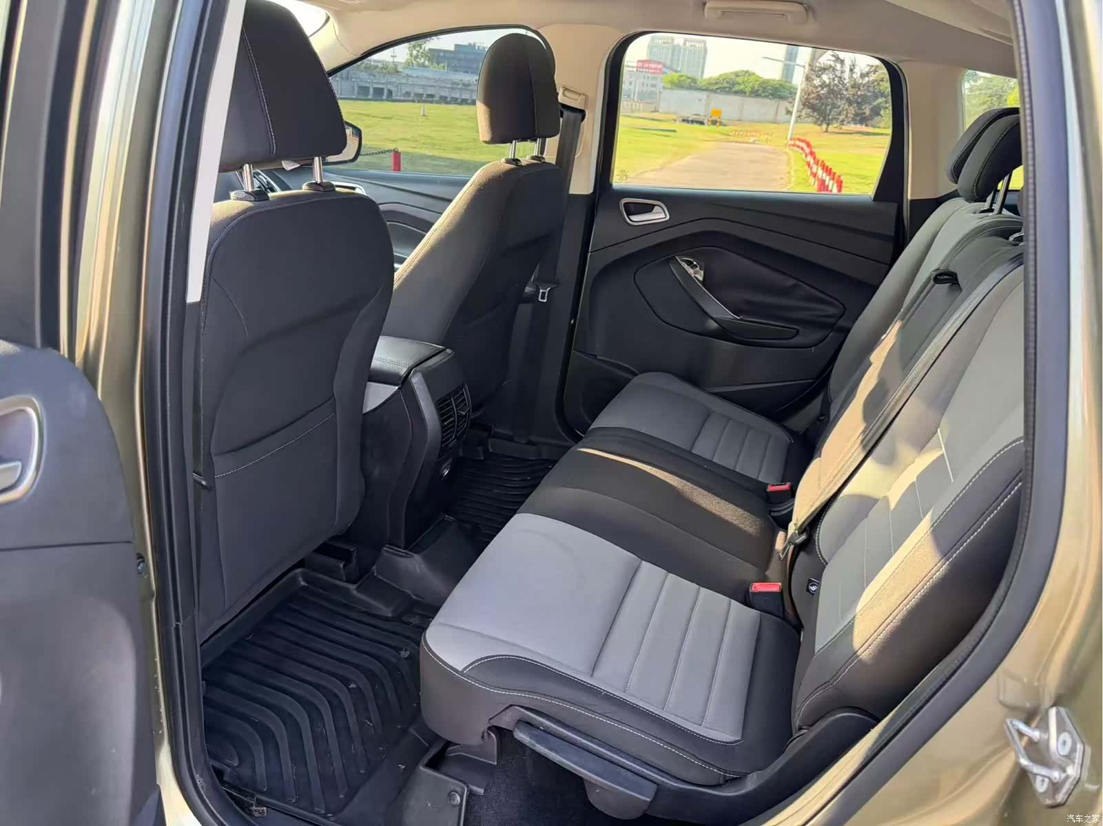 Ford Kuga, 2015 все фото