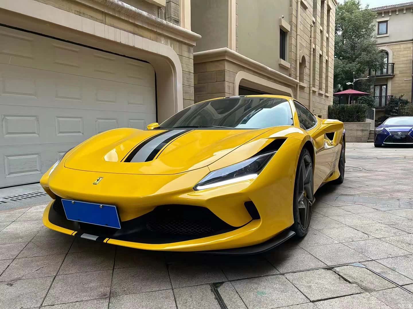 Ferrari F8