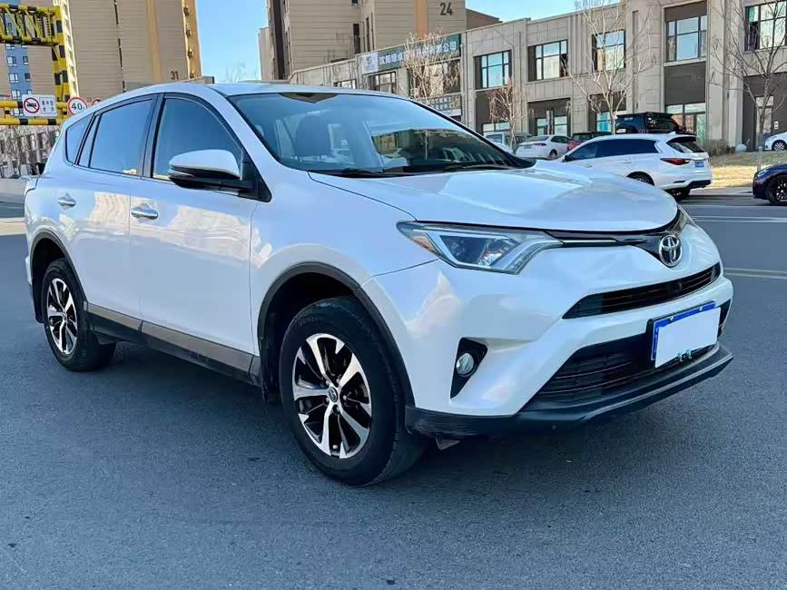 Toyota RAV4 Rongfang