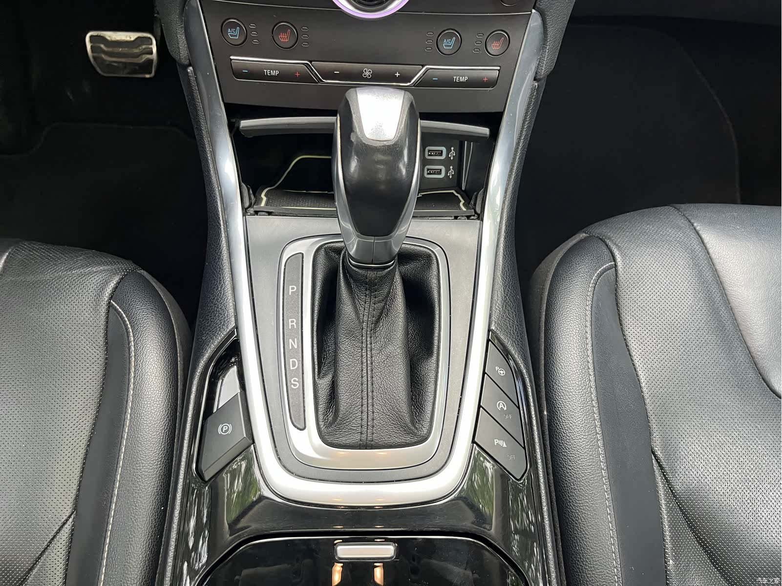 Ford Edge, 2017 12