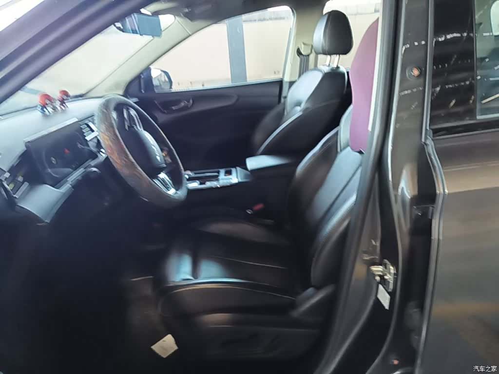 Roewe RX5, 2022 11