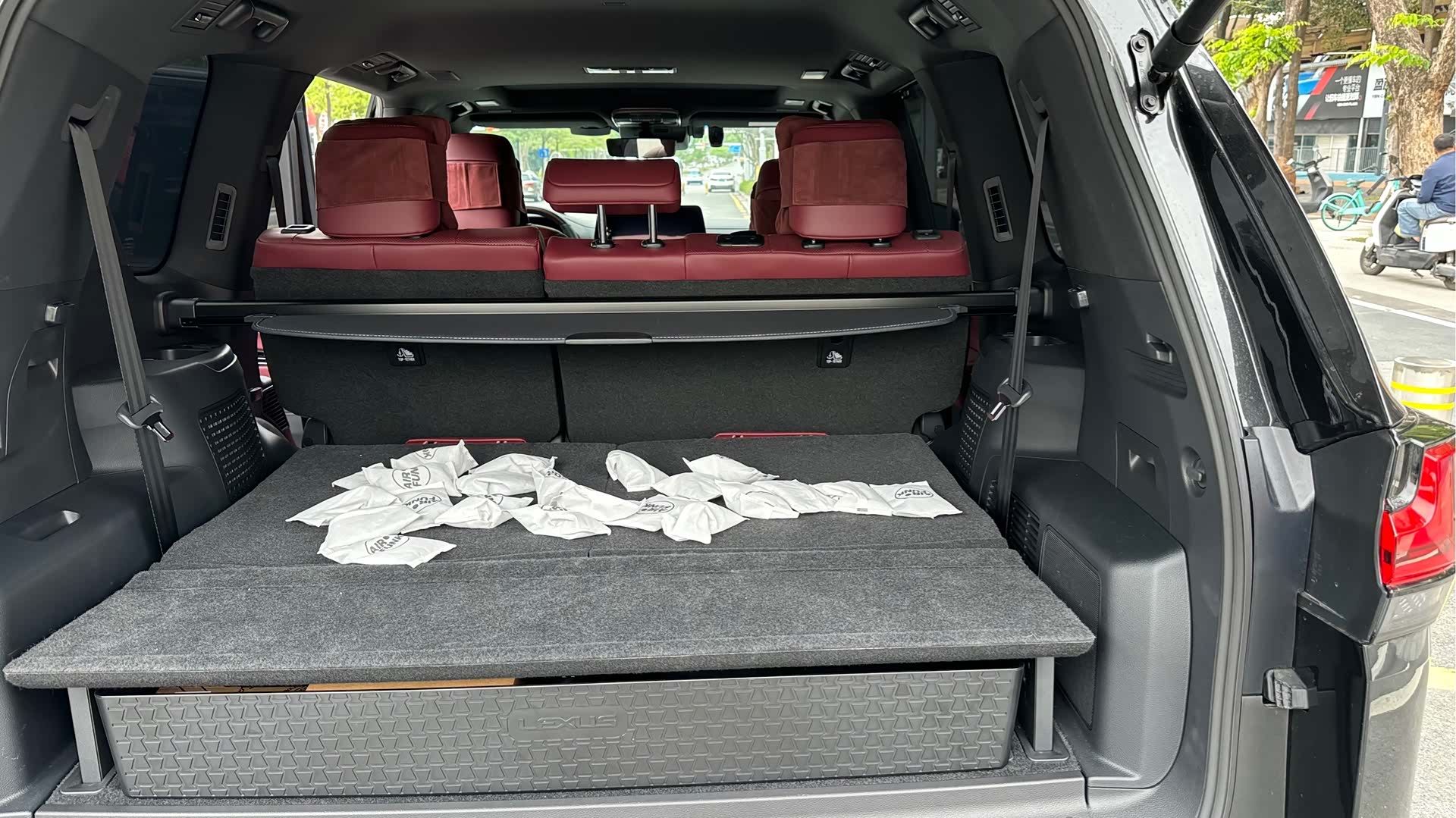 Lexus LX, 2026 7