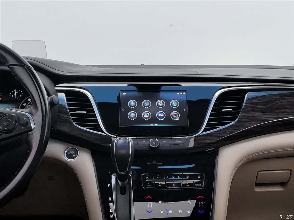 Buick GL8, 2018 12
