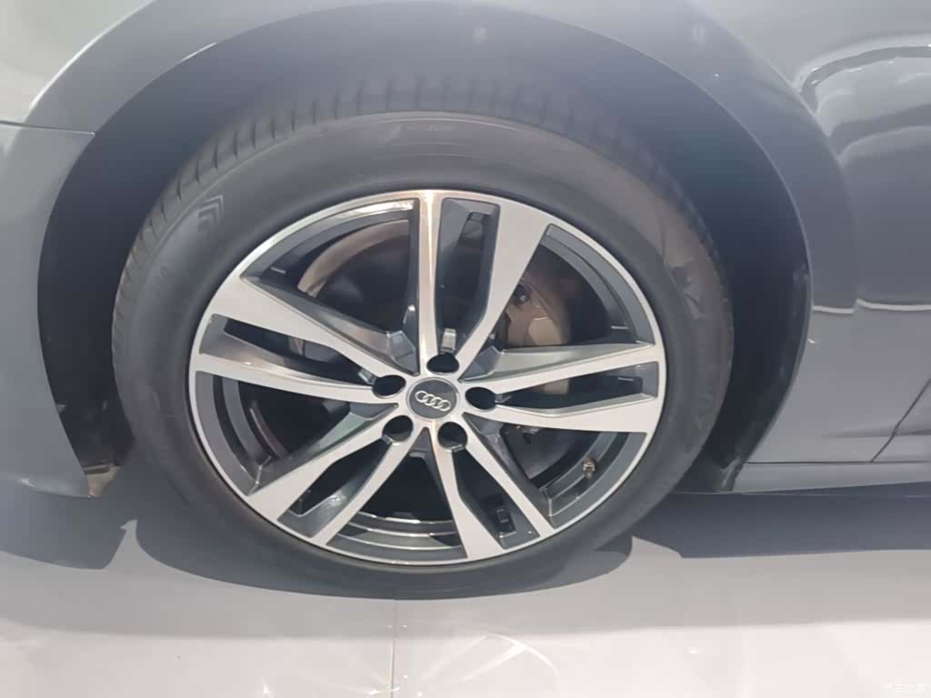 Audi A6L, 2020 23