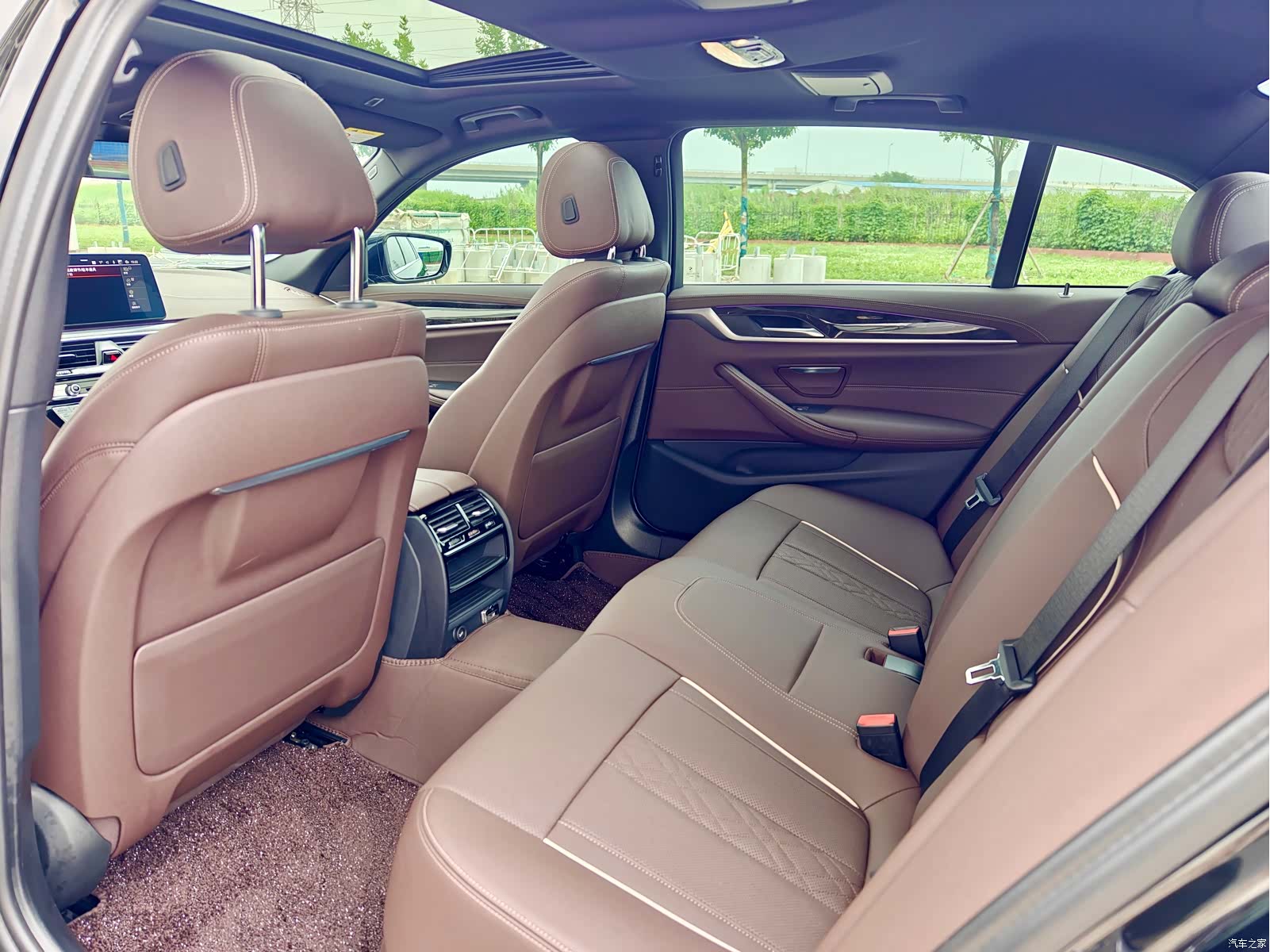 BMW 5 Series, 2021 9