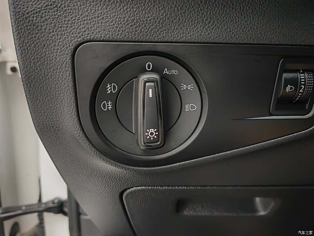 Volkswagen Tiguan L, 2017 21
