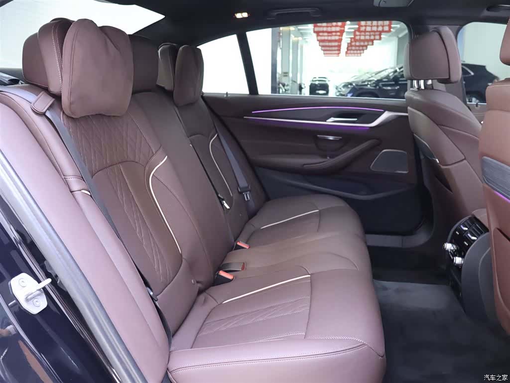 BMW 5 Series, 2024 22