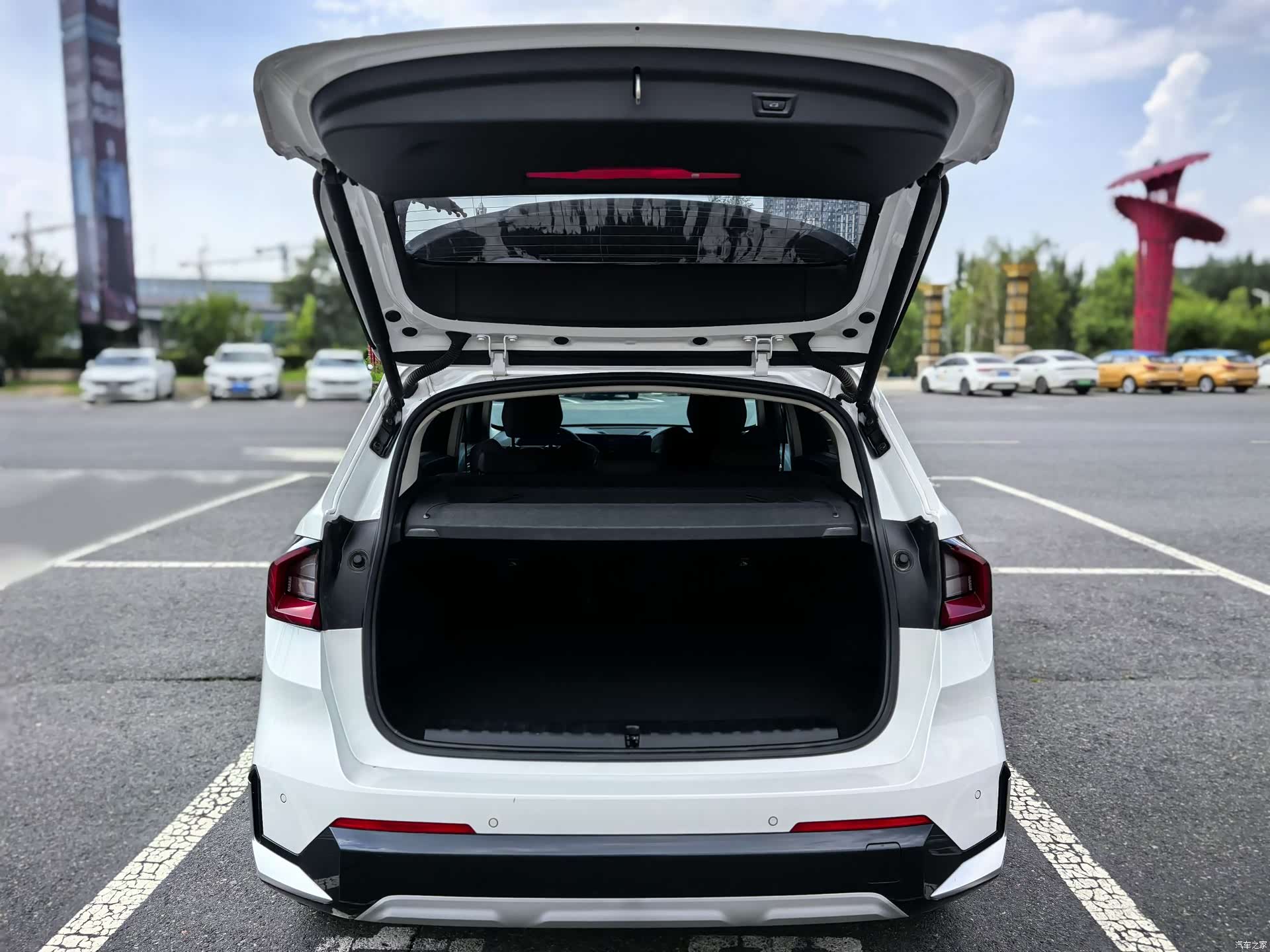 BMW X1, 2023 8