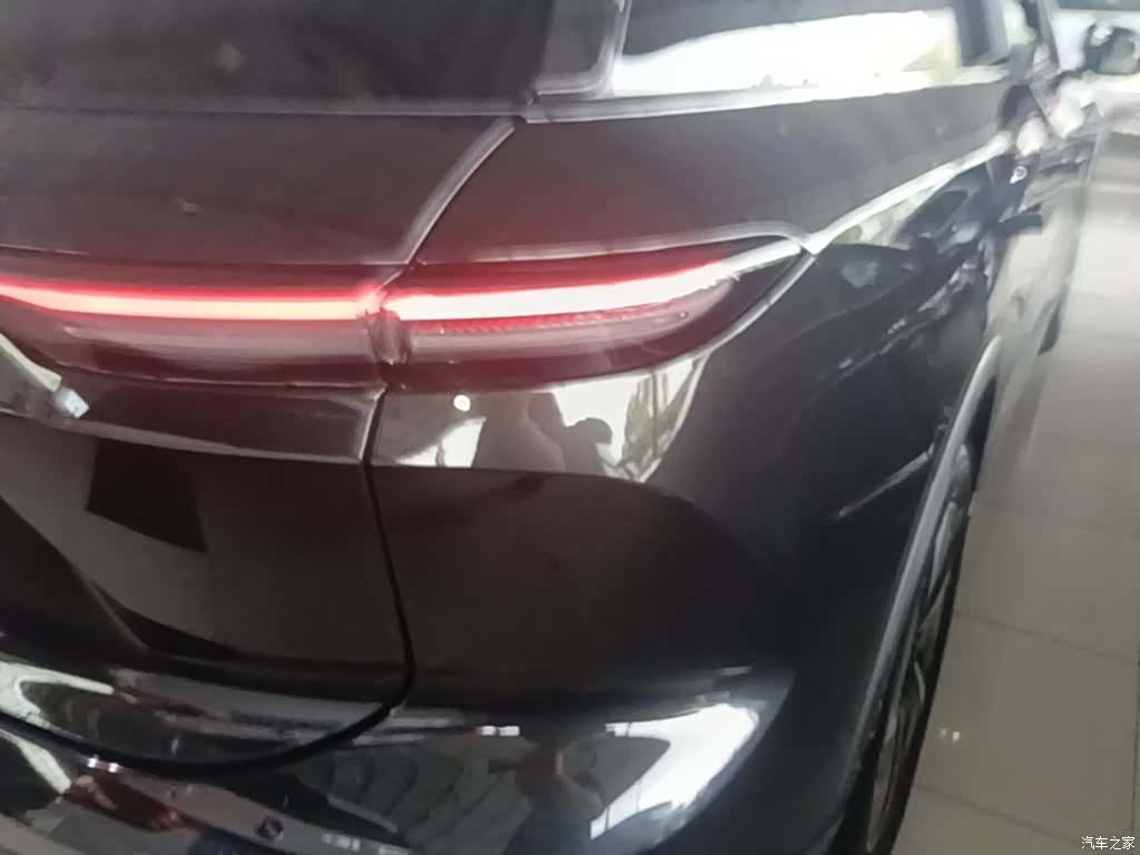 NIO ES6, 2023 8