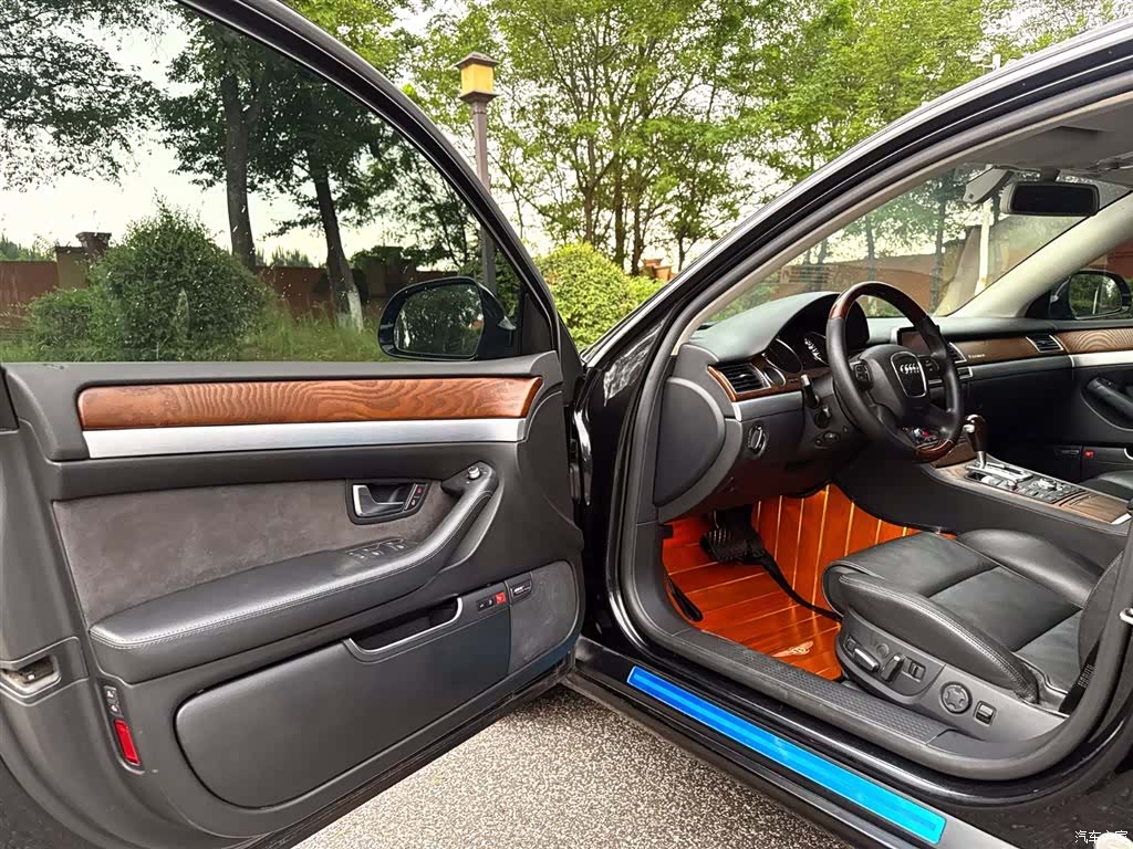 Audi TT, 2010 7
