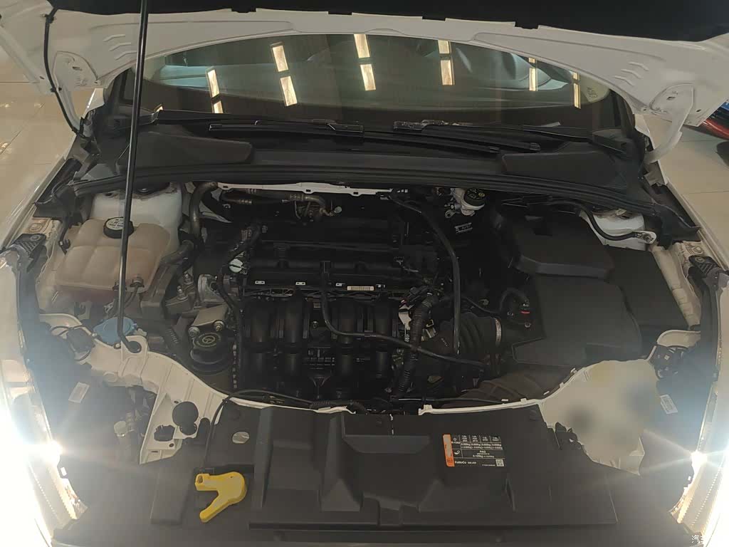 Ford Focus, 2017 16