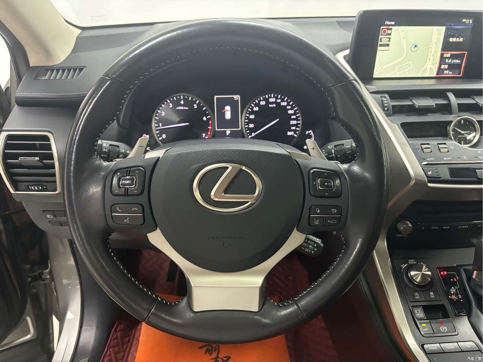 Lexus NX, 2020 14