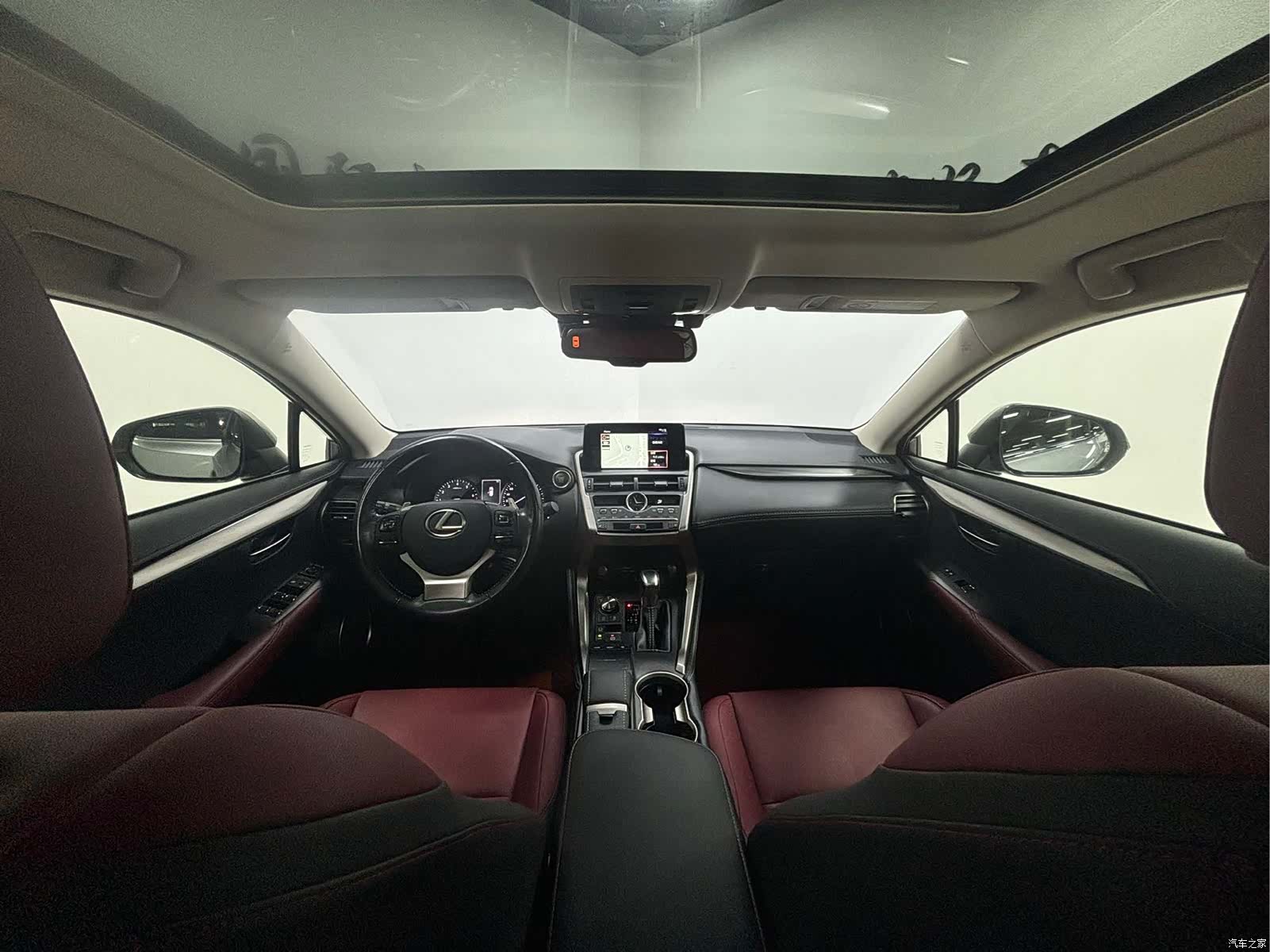 Lexus NX, 2020 16