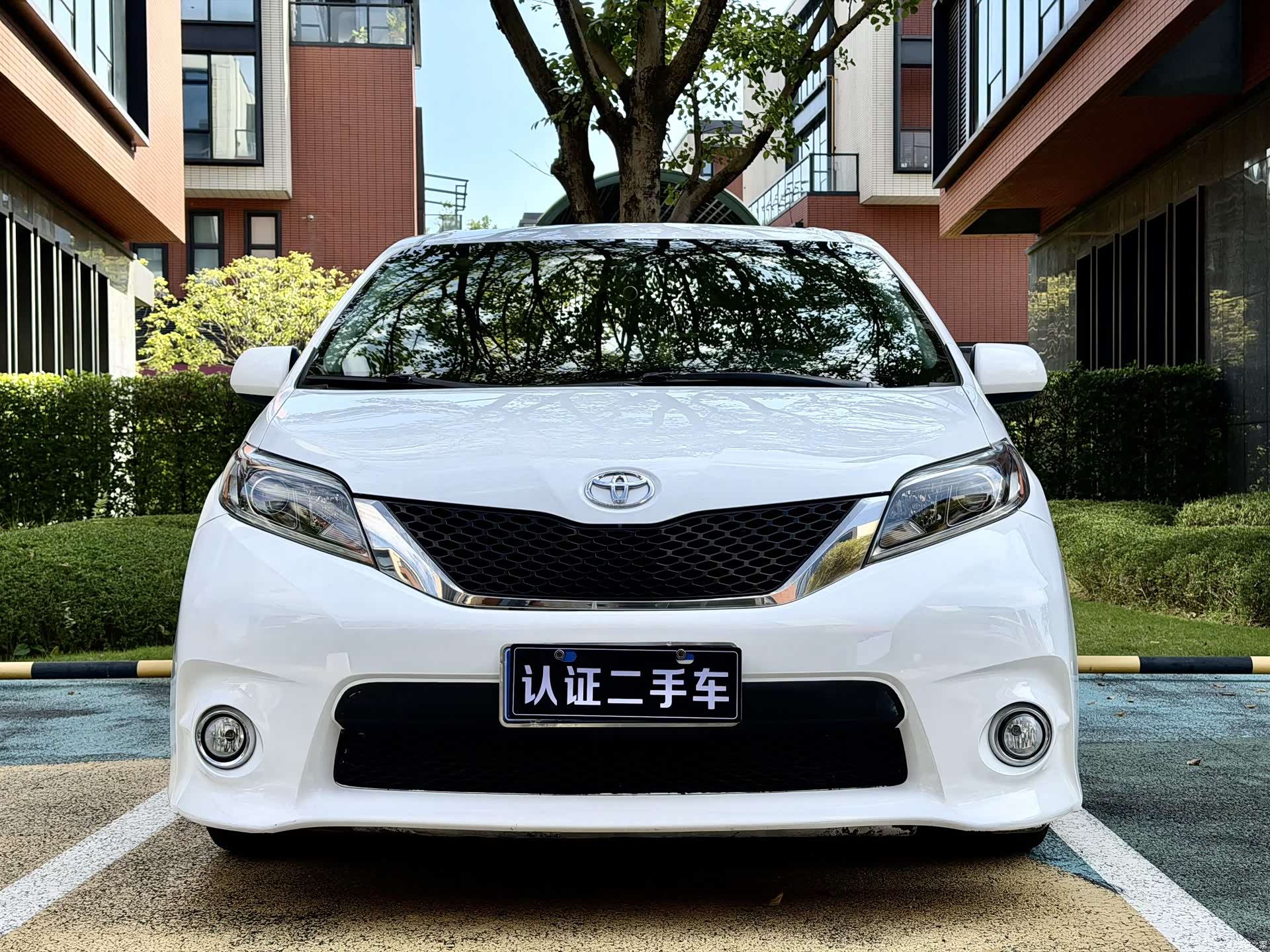 Toyota Sienna, 2017 2