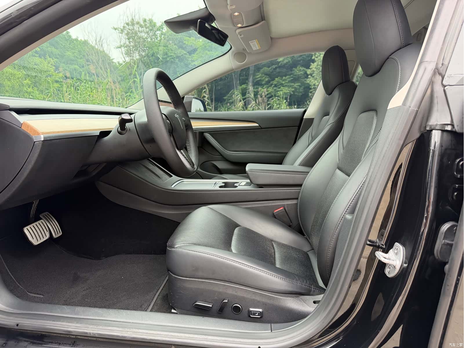 Tesla Model 3, 2022 4
