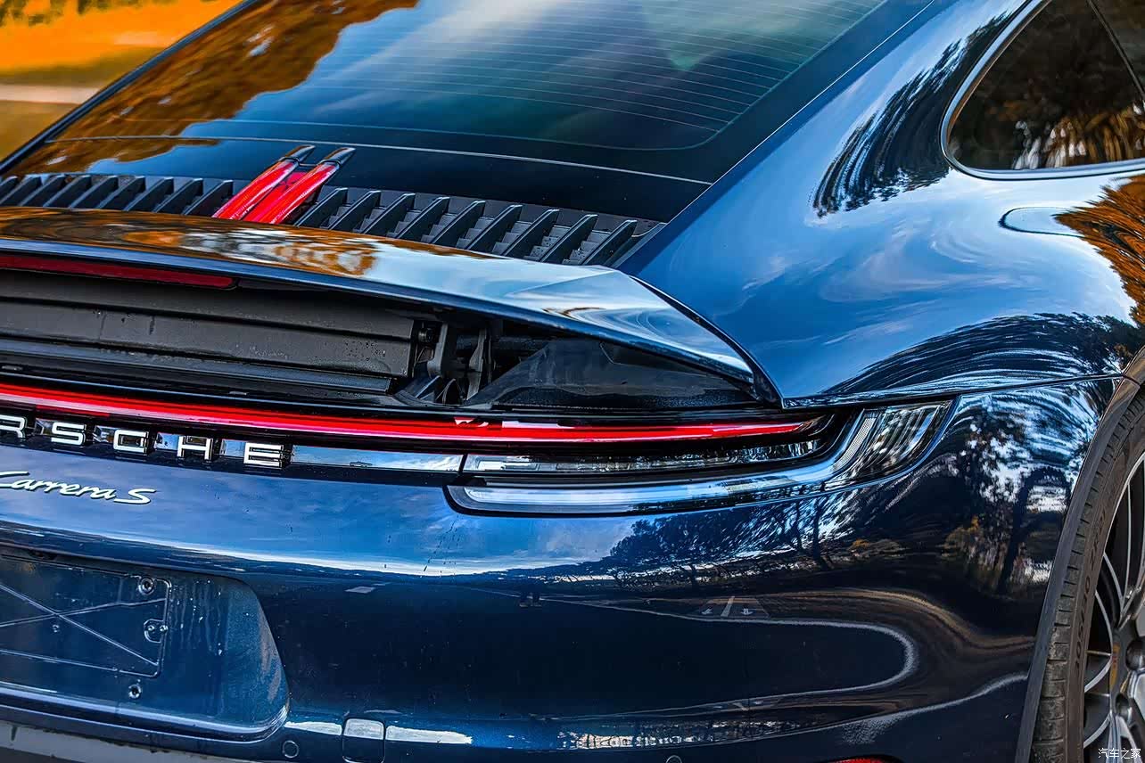 Porsche 911, 2021 17